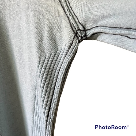 Sovereign Code Sweater - Picture 3 of 8